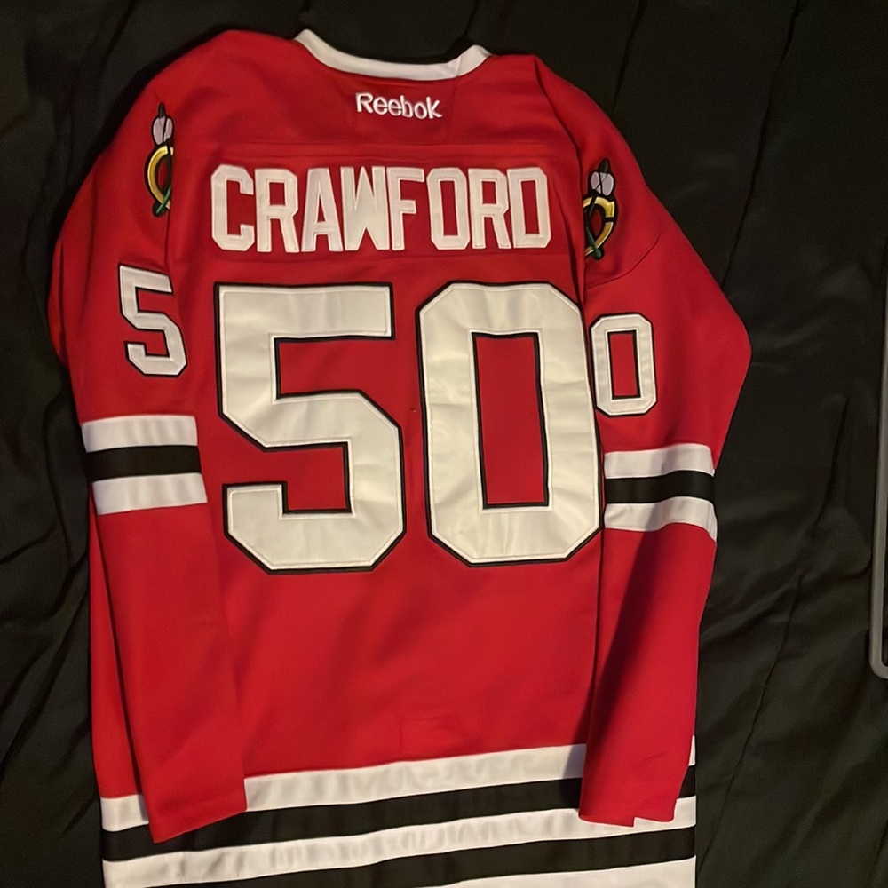 BLACKHAWKS JERSEY